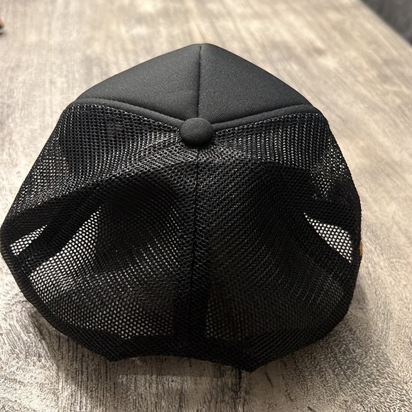 Boredom kills “kill the boredom trucker hat. Black and white - Picture 3 of 3